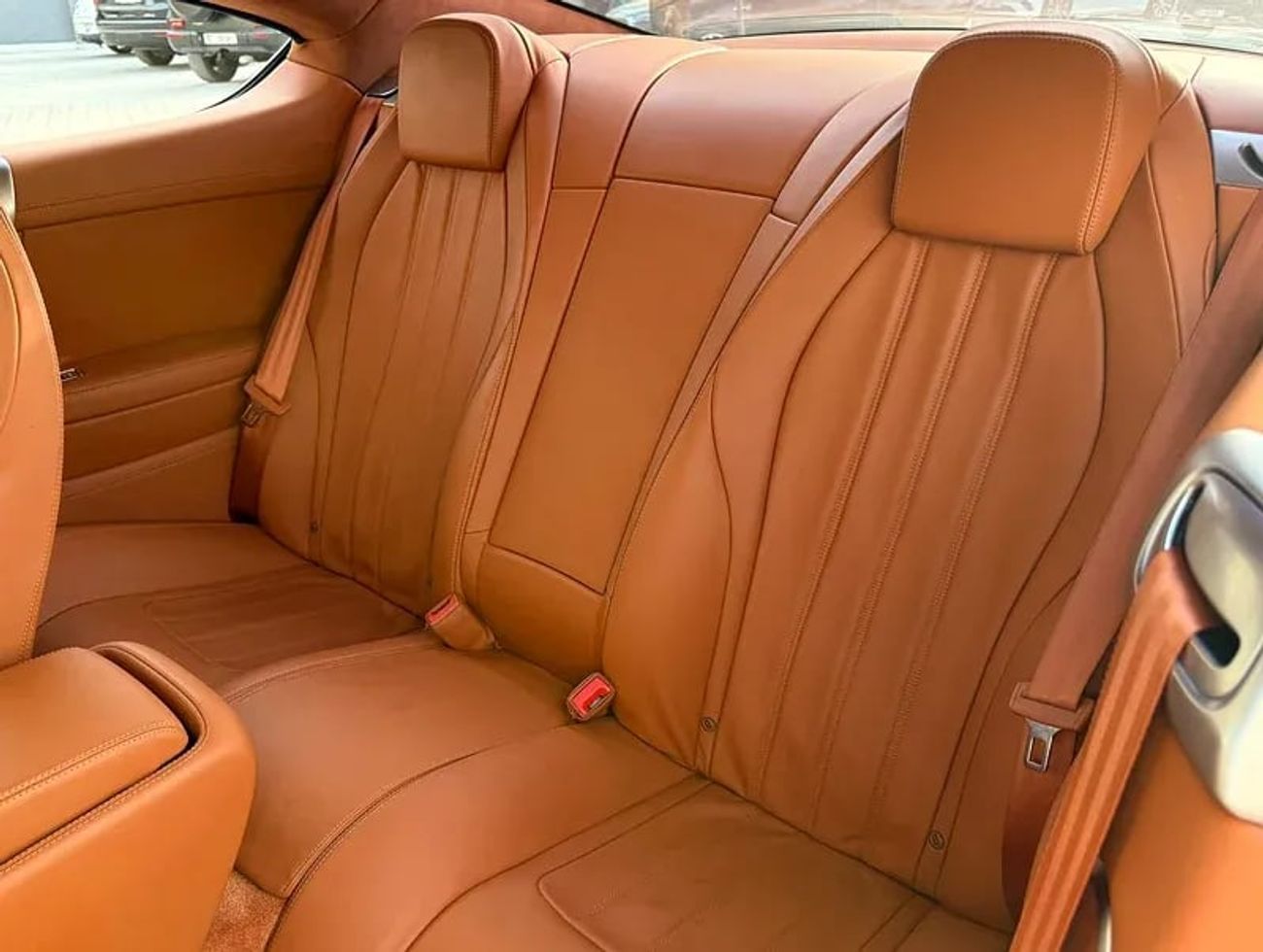 بنتلي كونتيننتال جي تي V8