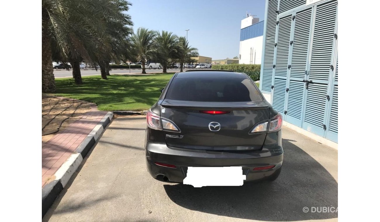 Mazda 3 2014 GCC  special offer  full opticin Good condition Car financ on bankm