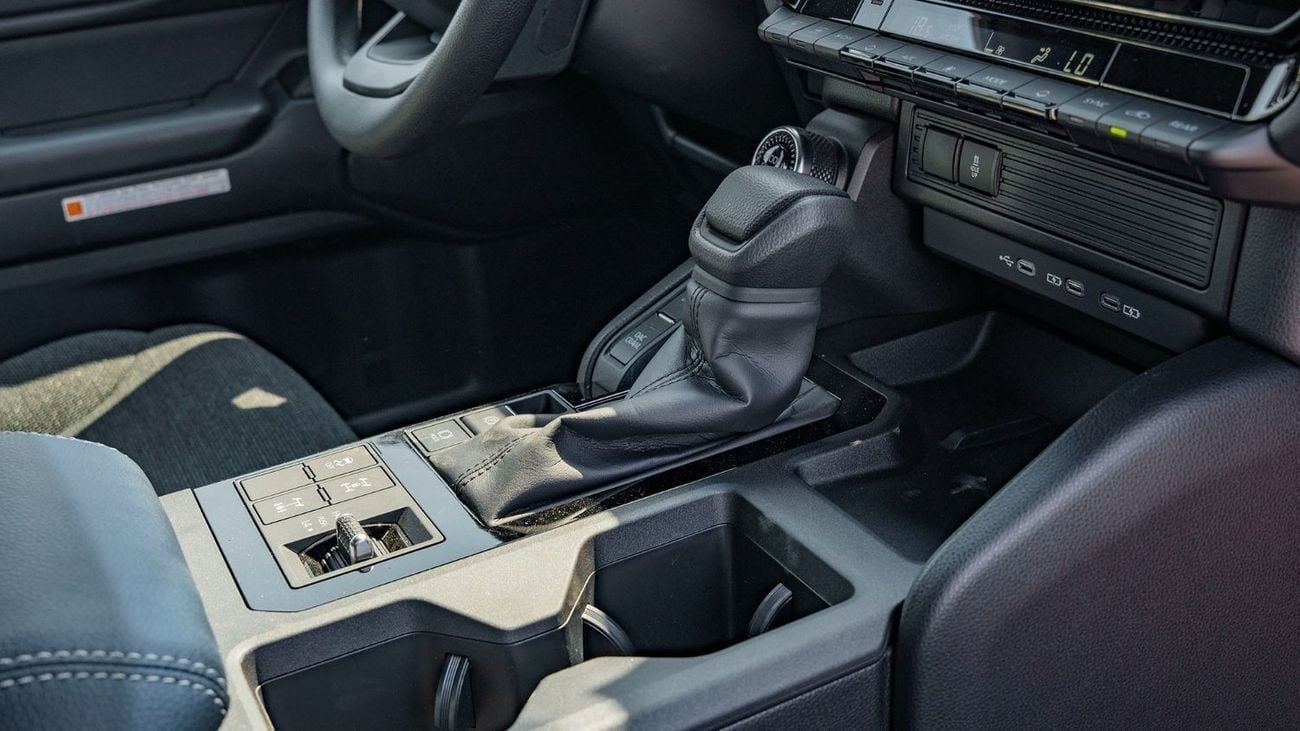 تويوتا برادو 2024 Toyota Prado DSL Basic 2.8L Diesel AT