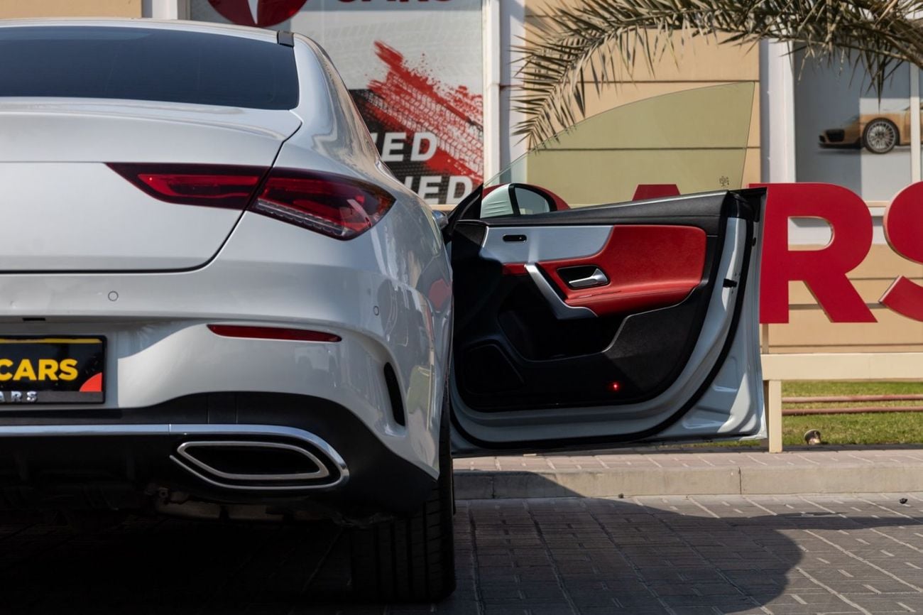 Mercedes-Benz CLA 250 Premium 2.0L 2022 Mercedes-Benz CLA 250 GCC Specs | Agency Warranty | Service Contract
