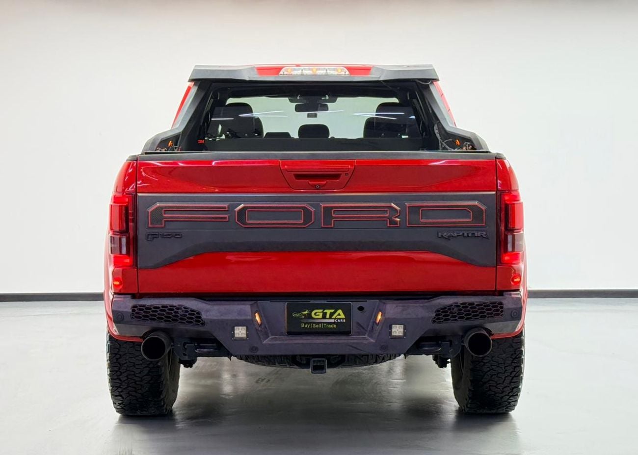 Ford F-150 2018 Ford F-150 Raptor, Full Service History, Carbon Fiber Interior, Excellent Condition, GCC