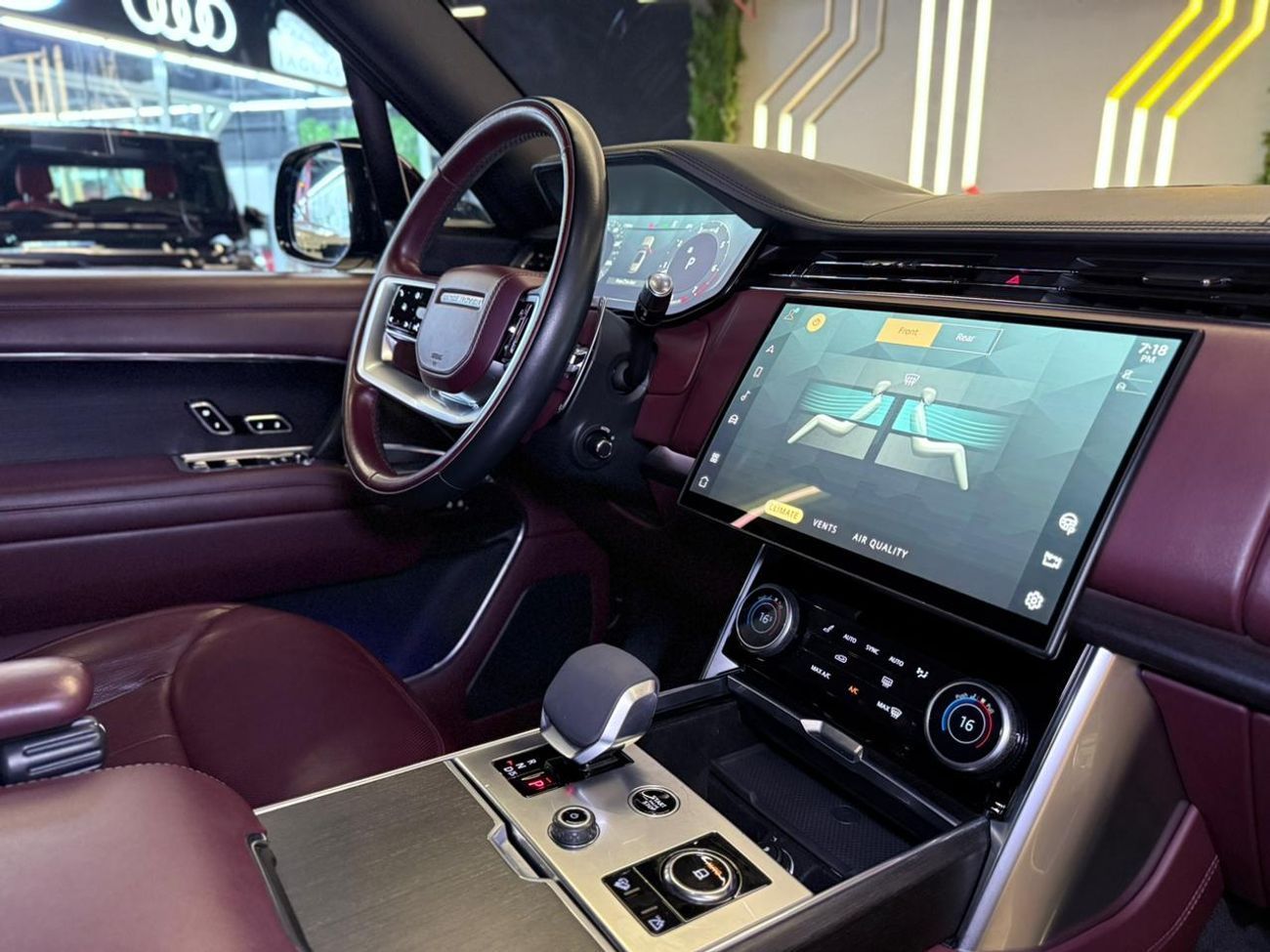 Land Rover Range Rover First Edition P530 4.4L 2022 Range Rover HSE P530 V8, ALTAYYER Warranty + Service Package Till 2027