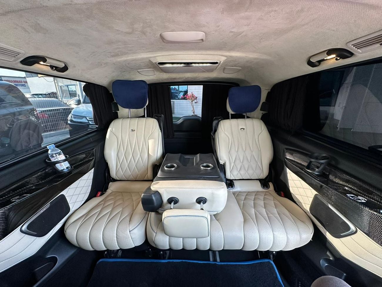 Mercedes-Benz V 250 Std 2.1L Mercedes Benz V250 VIP GCC
