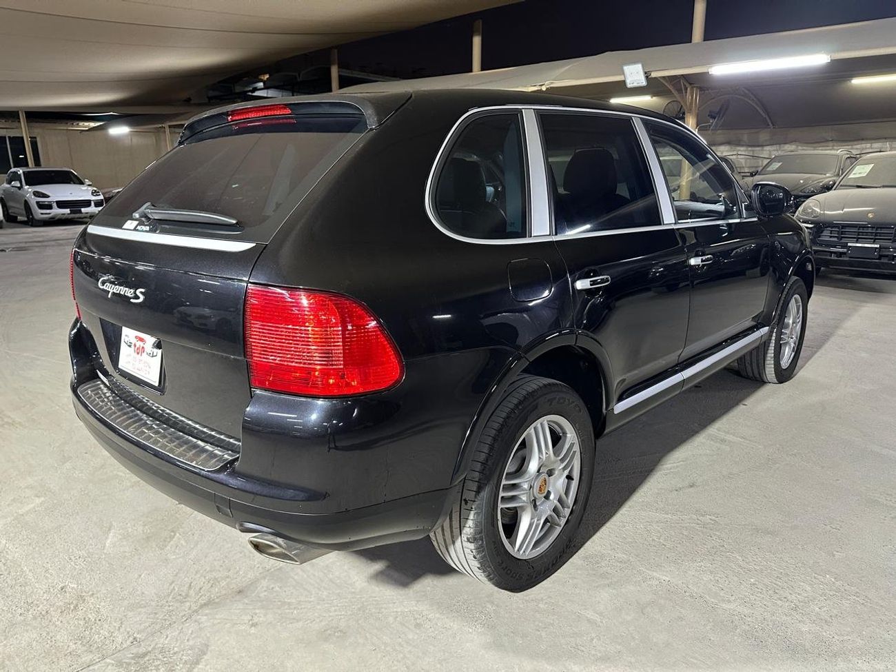 بورش كايان 4.5L | MANUAL TRANSMISSION | BLACK LEATHER SEATS | POWER SEATS