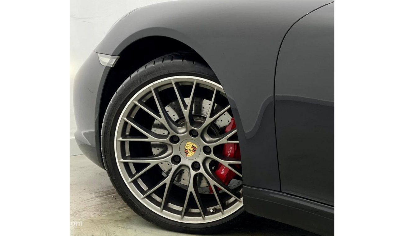 Porsche 911 2017 Porsche 911 Carrera S, ONE YEAR Porsche Warranty, Full Service History, GCC