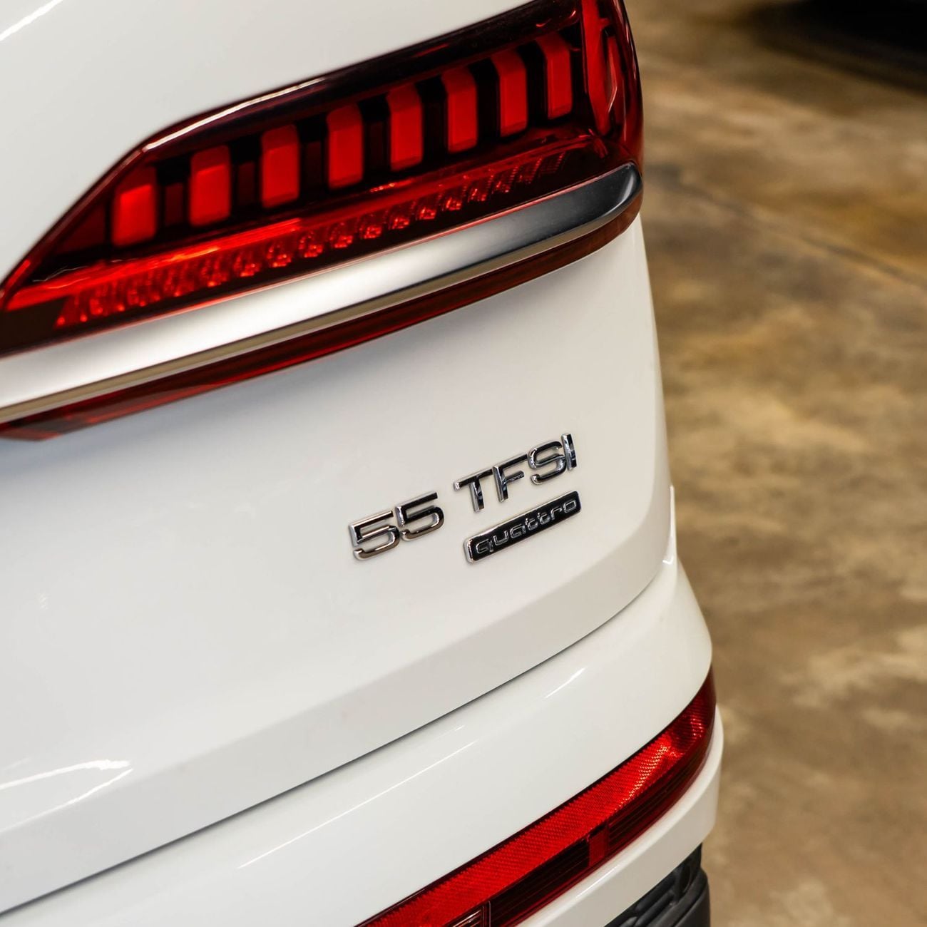 أودي Q7 55 TFSI quattro S-Line 3.0L
