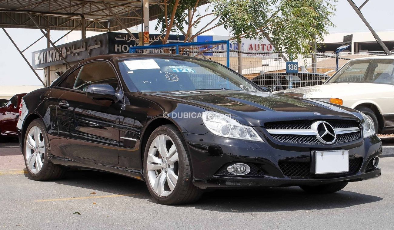 Mercedes-Benz SL 550 CONVERTIBLE