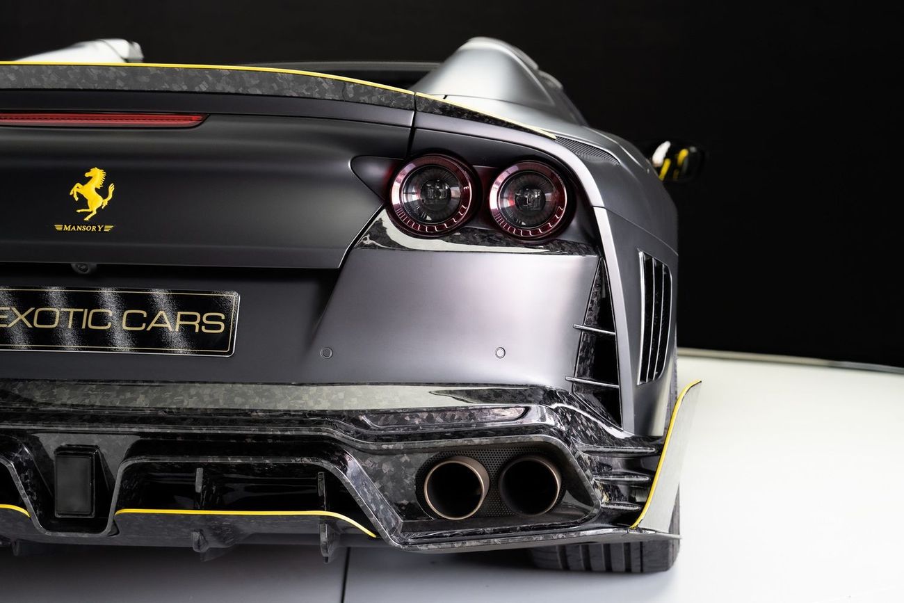 فيراري 812 GTS Ferrari 812 GTS Mansory