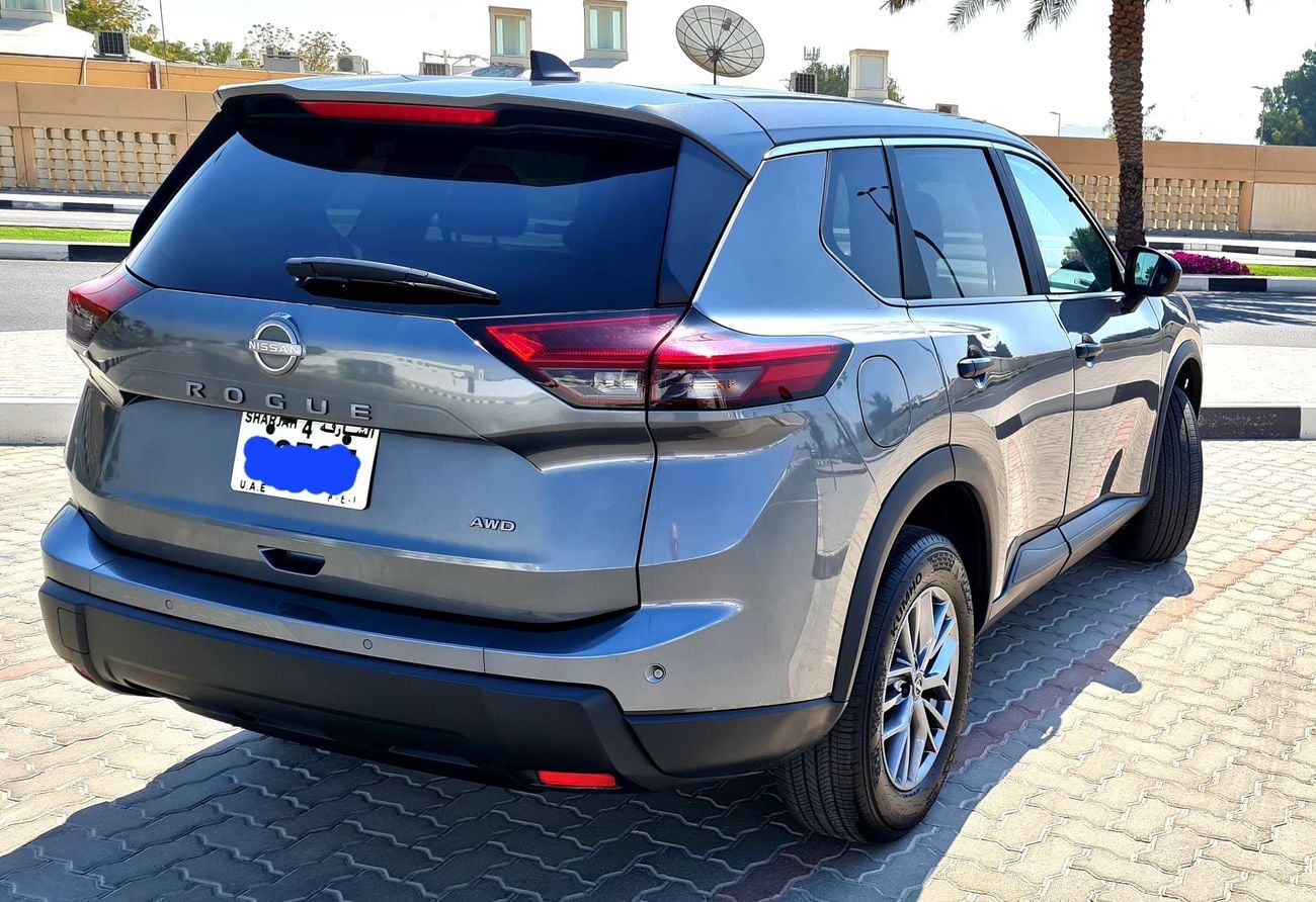 Nissan Rogue PLATINUM (NON GCC)