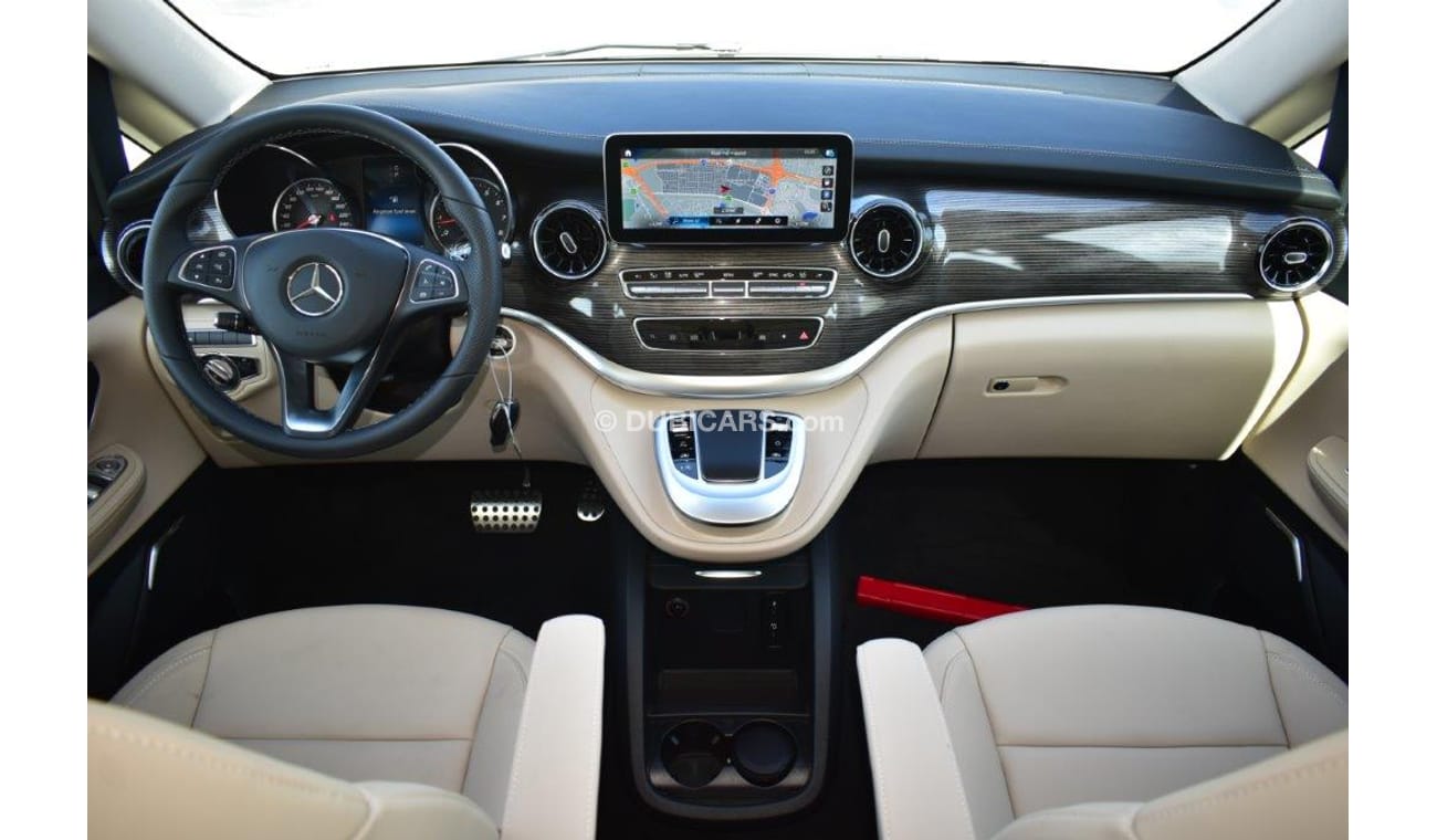 Mercedes-Benz V 250 Avantgarde Extralong 2.0l Petrol 8 Seat Automatic