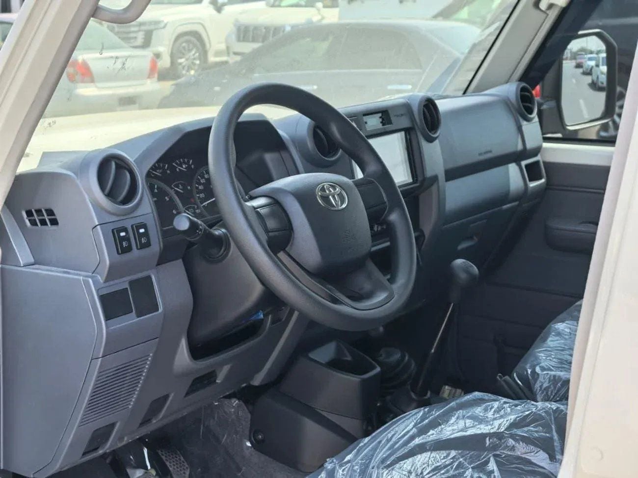 Toyota Land Cruiser 70 | 4.2L V6 DIESEL | DVD CAMERA | LEATHER SEATS | MY2026
