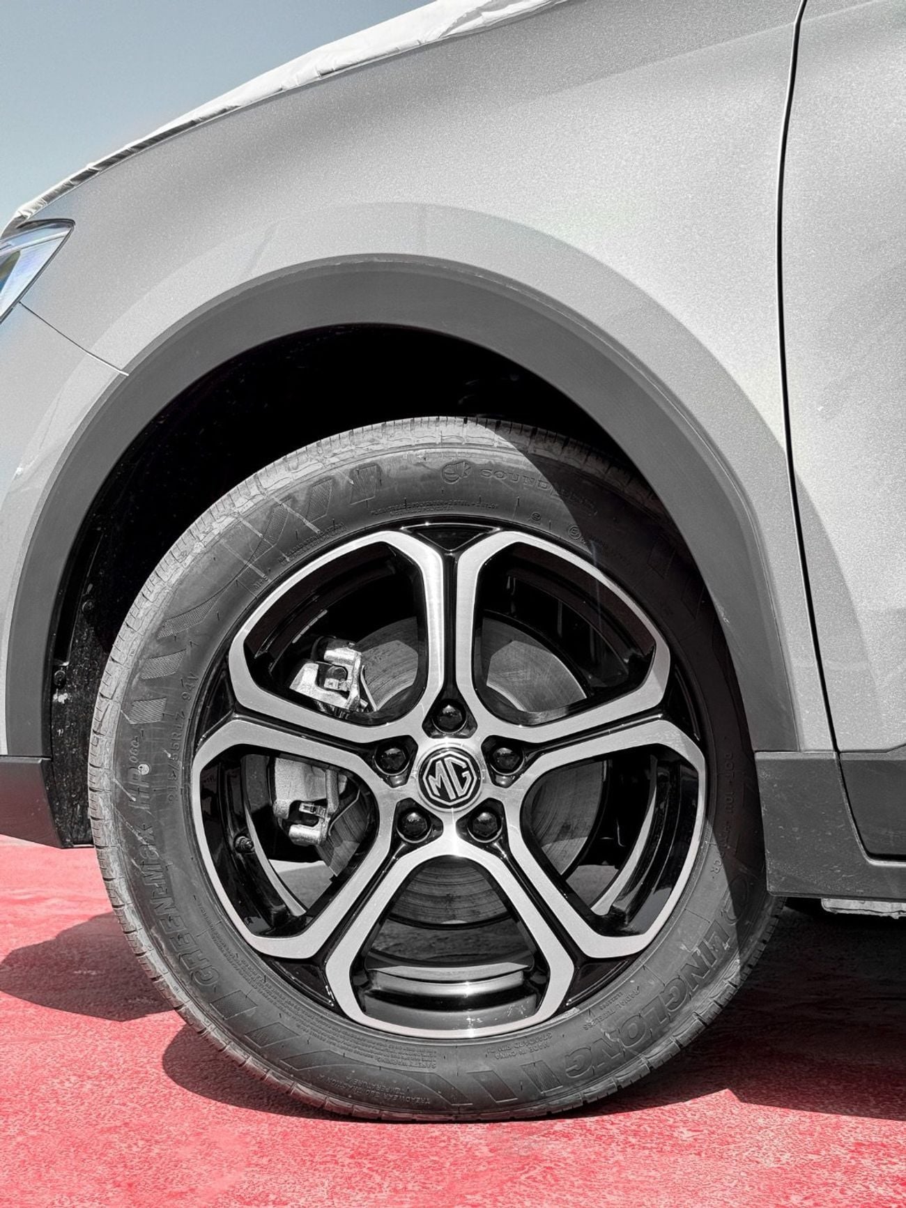MG ZS