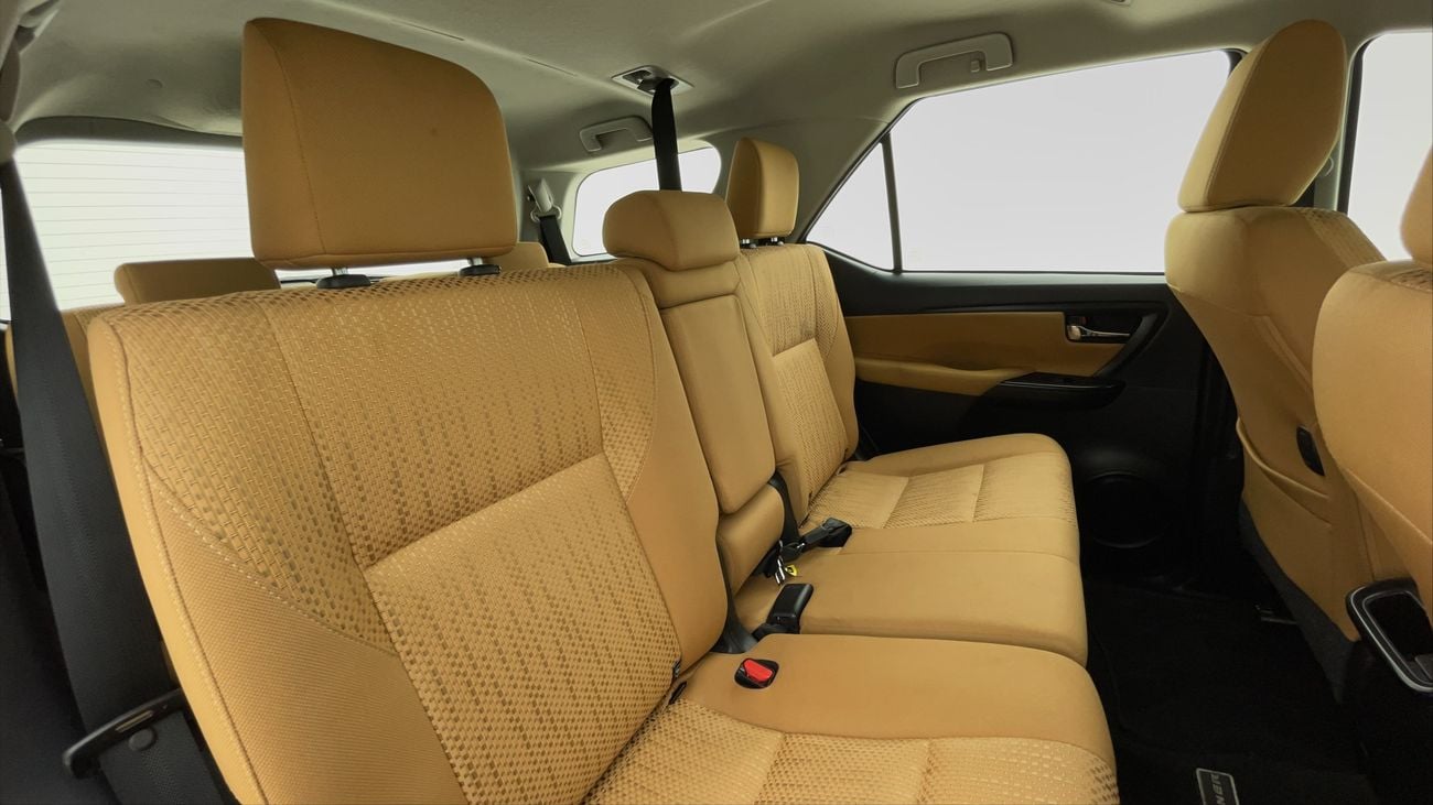 تويوتا فورتونر EXR 2.7 | بدون دفعة مقدمة | اختبار القيادة في المنزل