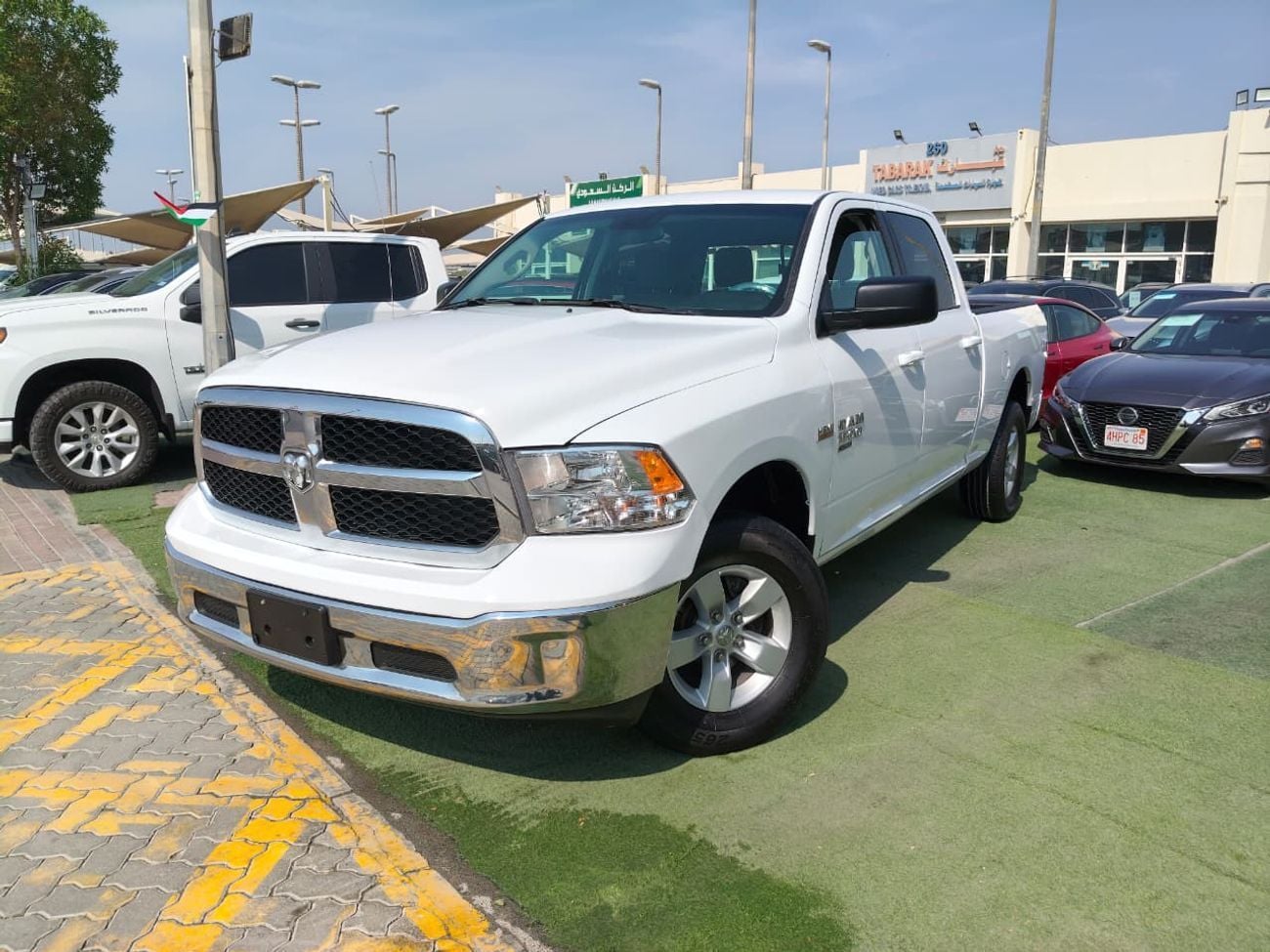RAM 1500 SLT Bighorn Crew Cab 5.7L