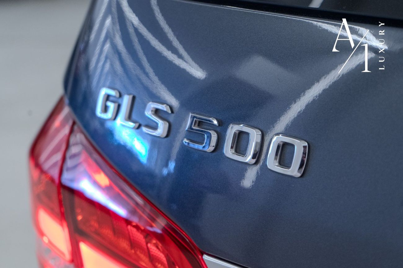 Mercedes-Benz GLS 500 Std 4.7L 2017 Mercedes Benz GLS500 4MATIC, Full Service History, Fully Loaded, 7 Seater, GCC