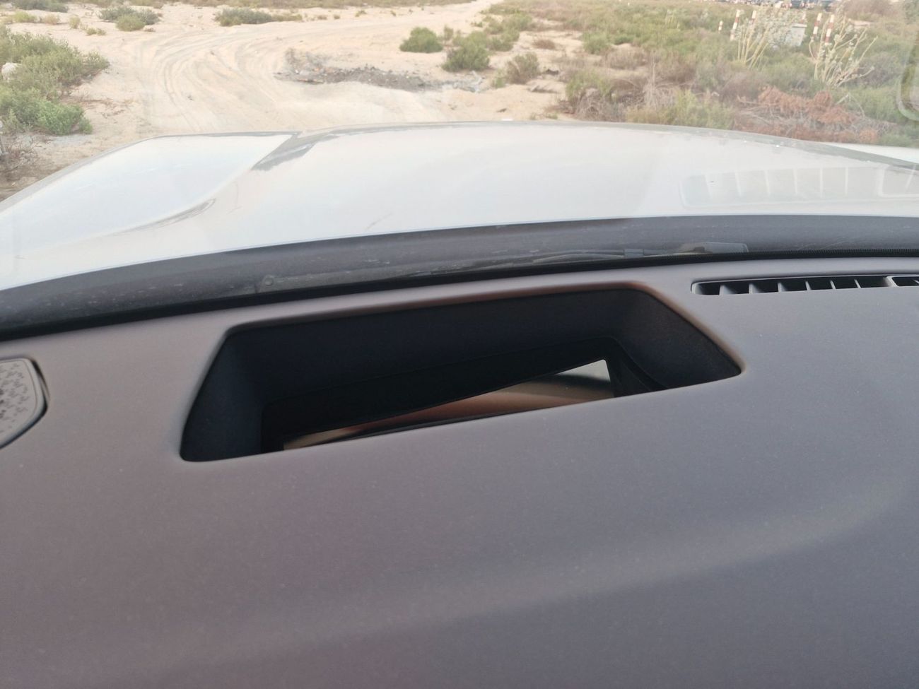 BYD E3 2025 BYD DENZA N9 e3 FLAGSHIP 2.0T Plug-in Hybrid BRAND NEW 0KM