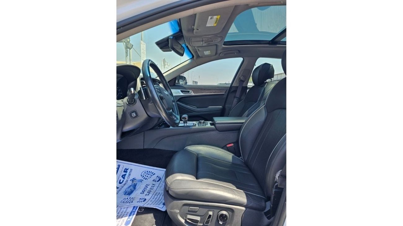 جينيسس G80 ملكي