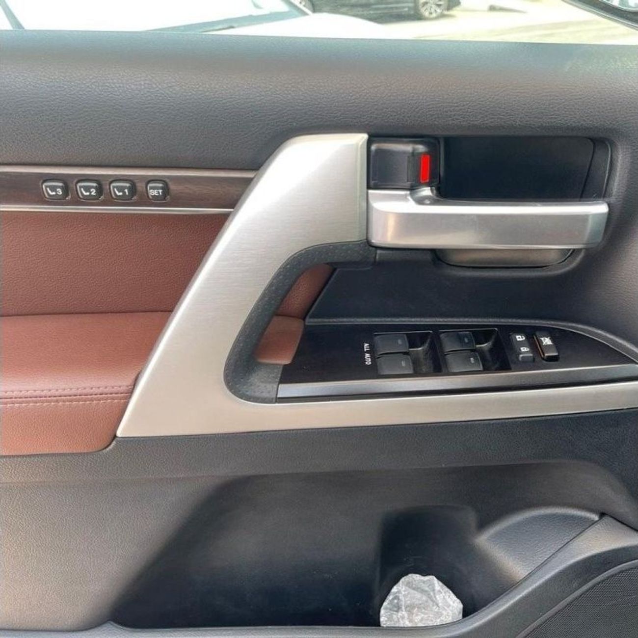 تويوتا لاند كروزر TOYOTA LANDCRUISER VXR 5.7 GRAND TOURING