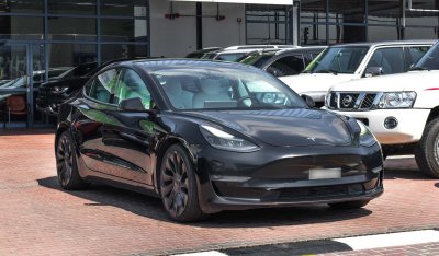 تيسلا موديل 3 DUAL MOTORTESLA MODEL 3 PERFORMANCE GCC