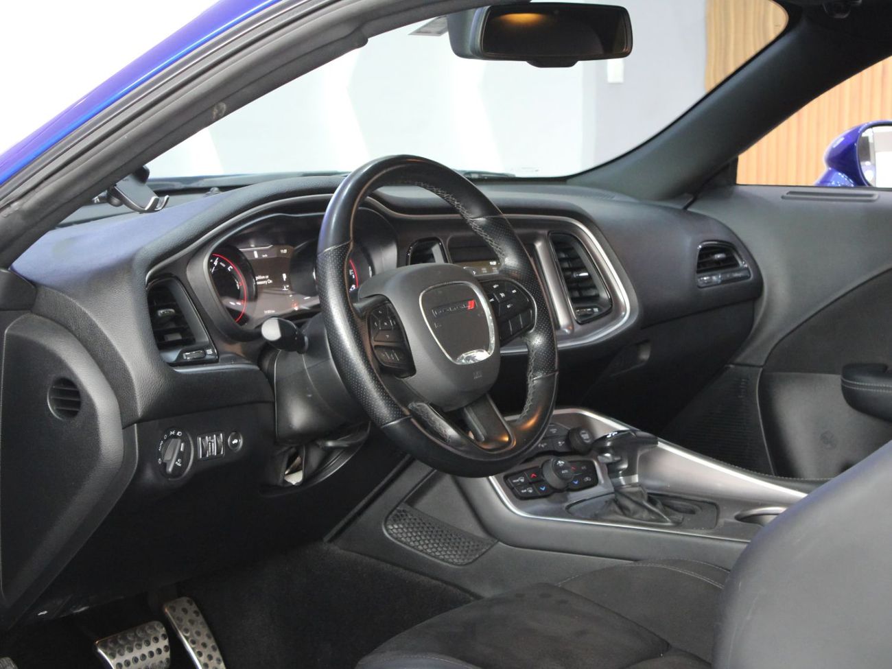 دودج تشالينجر R/T Shaker 5.7L (372 HP)