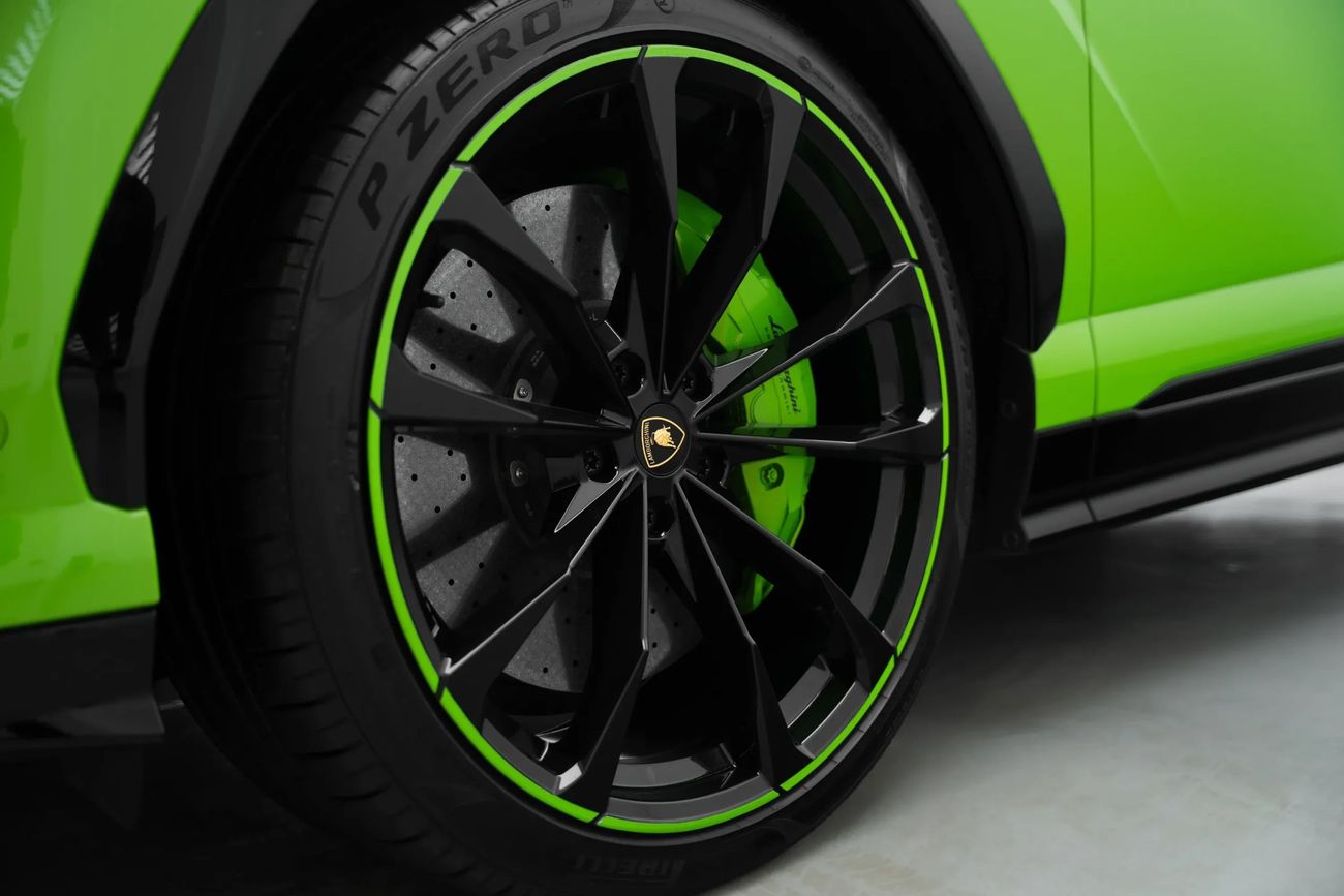 Lamborghini Urus STD