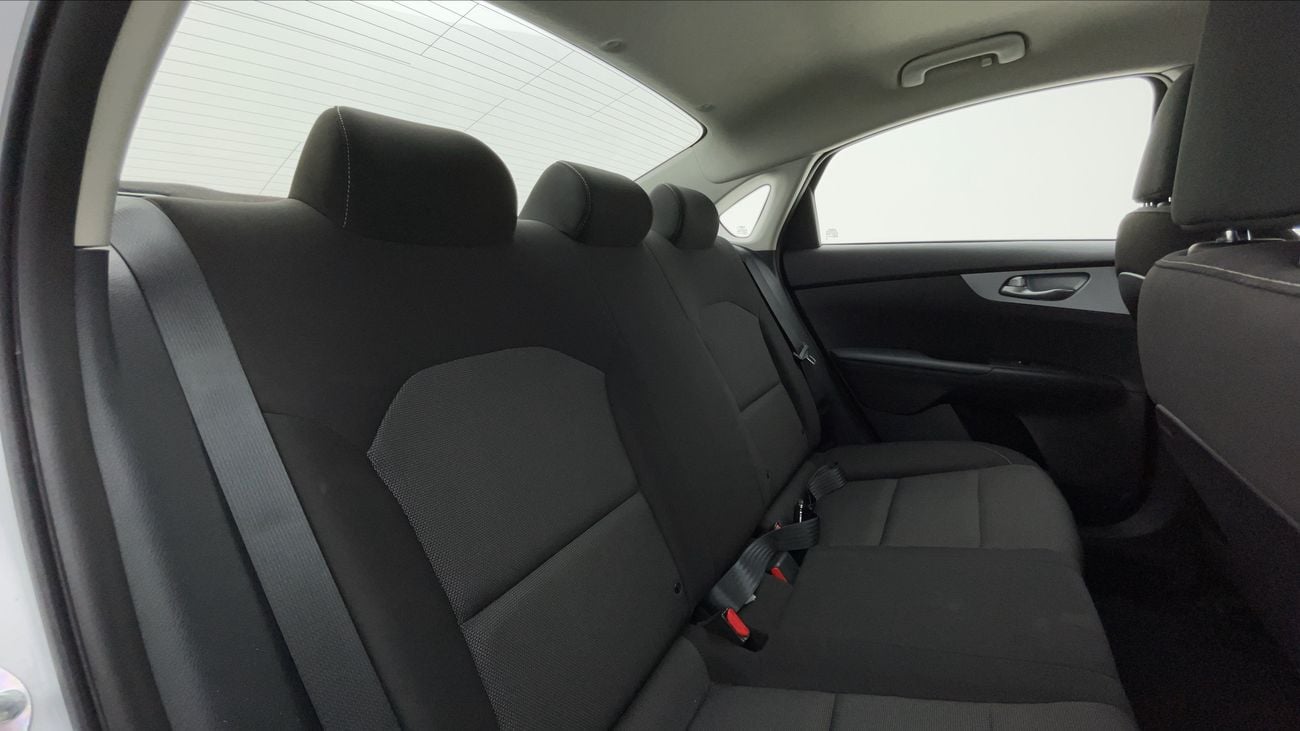 كيا سيراتو LX 1.6 | بدون دفعة مقدمة | اختبار قيادة مجاني للمنزل