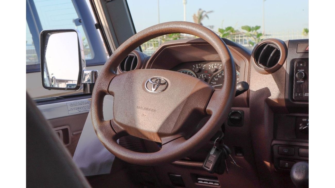 تويوتا لاند كروزر 70 toyota land cruiser hard top 4.0L 2023