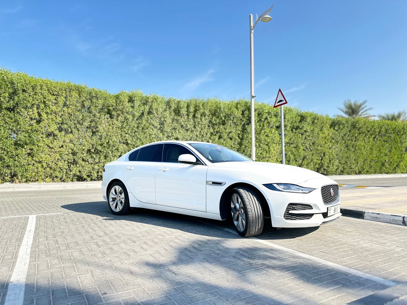 Jaguar XE Prestige