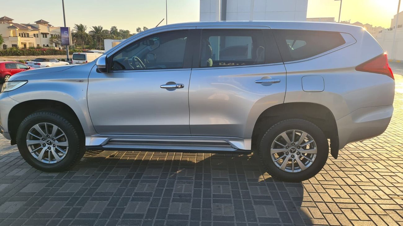 Mitsubishi Montero Sport GLS  3.0L