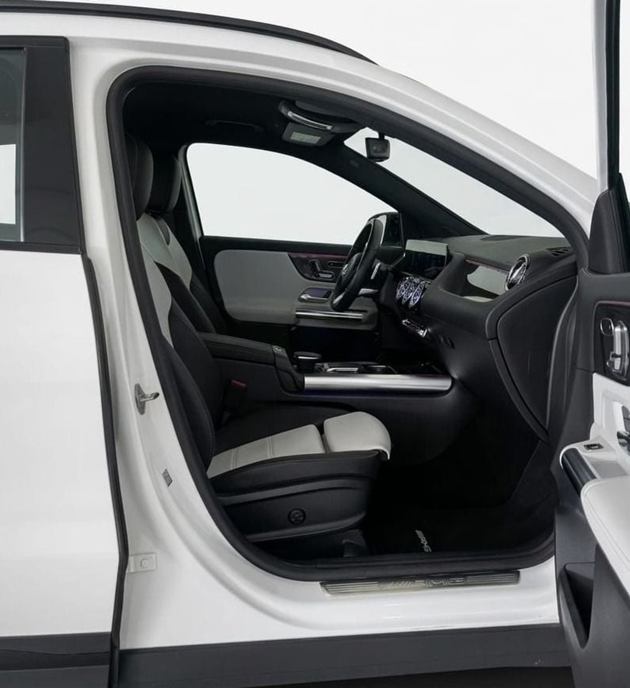Mercedes Benz GLA 45 AMG American Specifications - 4000km driven - 2.0L- 4 Cylinder - Turbo - Bank Finance Facility