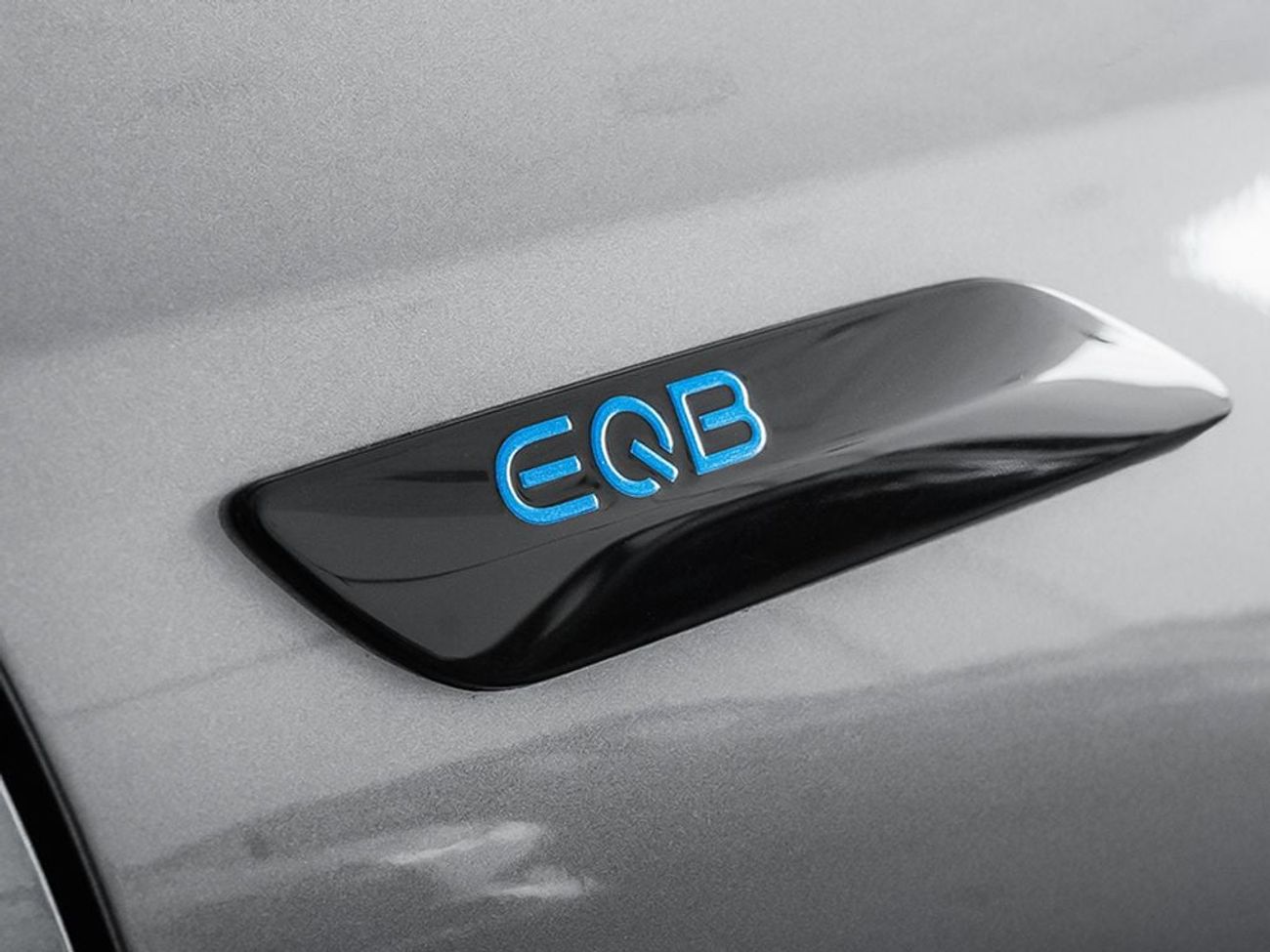 Mercedes-Benz EQB 350 2023 Mercedes Benz EQB 350 / Mercedes Benz Warranty & Service Package / Battery Warranty