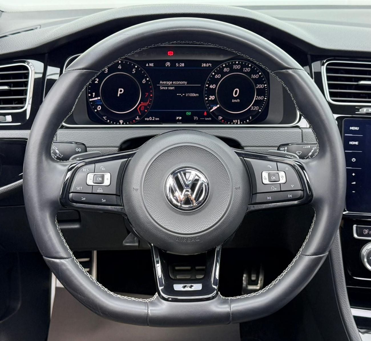 Volkswagen Golf 2018 Volkswagen Golf R, Full Service History, Fully Loaded, Excellent Condition, GCC