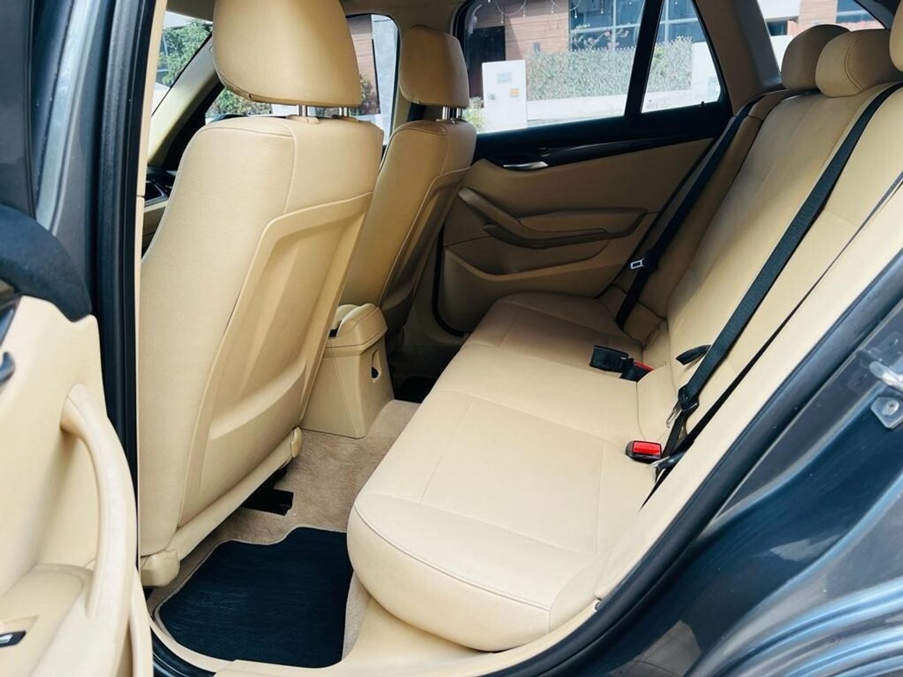 بي أم دبليو 116 Std 1.6L