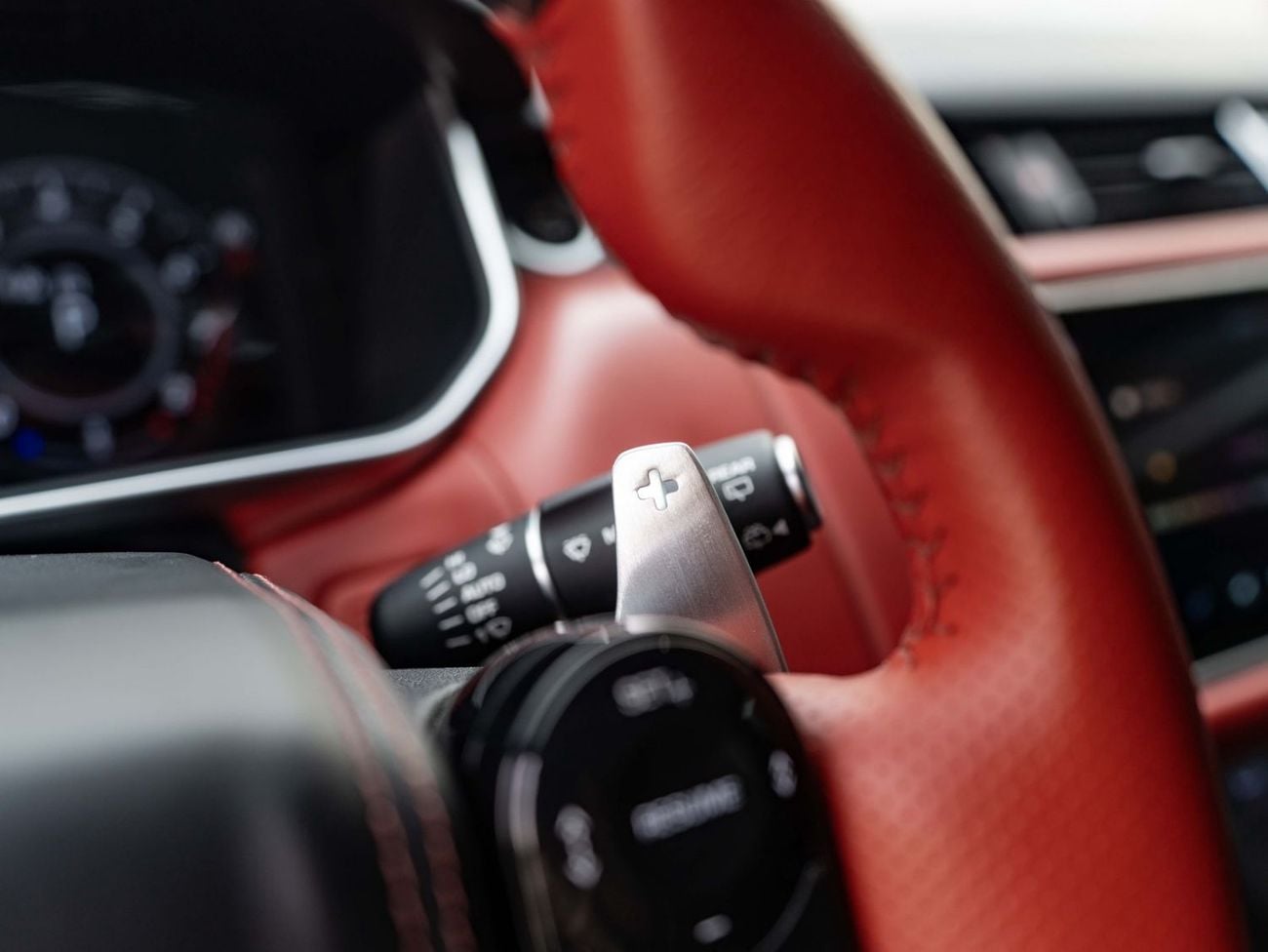 Land Rover Range Rover Sport SVR