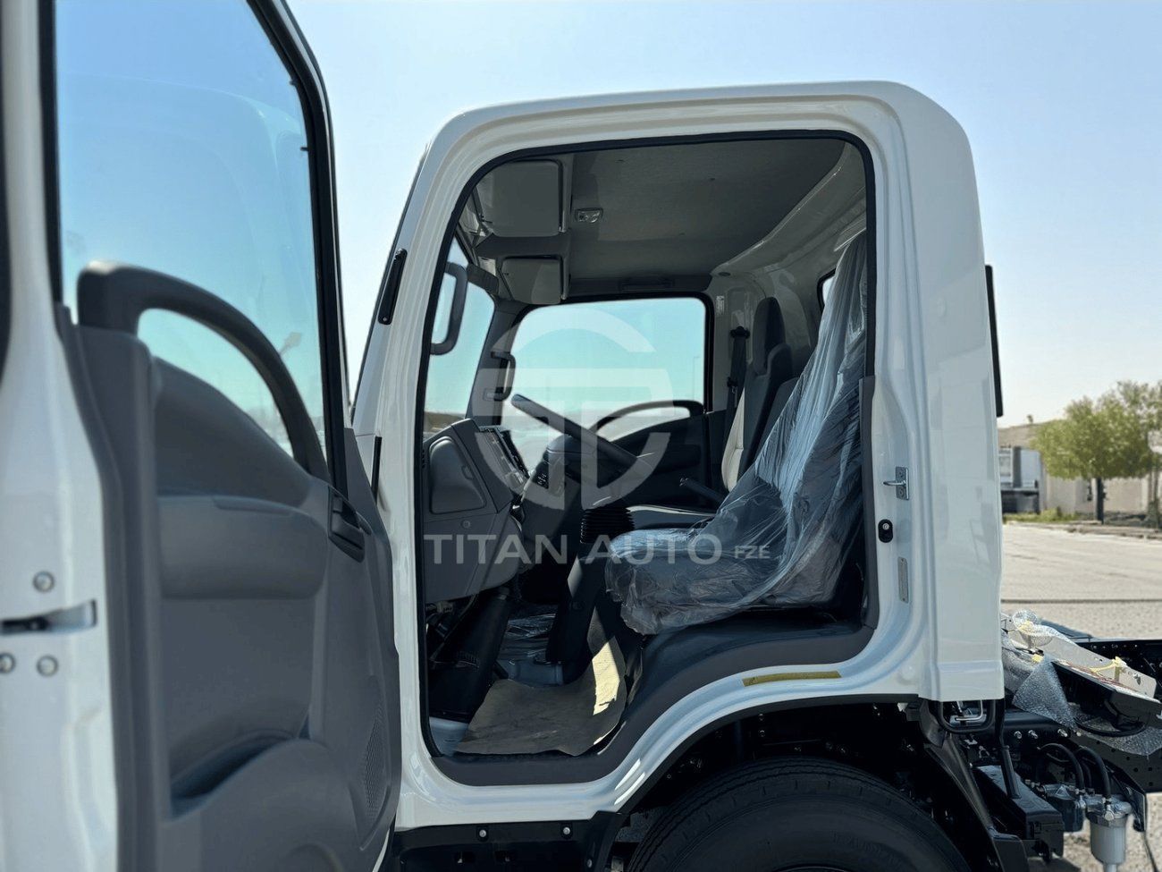Isuzu NPR 85 ISUZU NPR TRUCK CAB CHASSIS 4X2 MYY-5T 5- speed 2025 MODEL