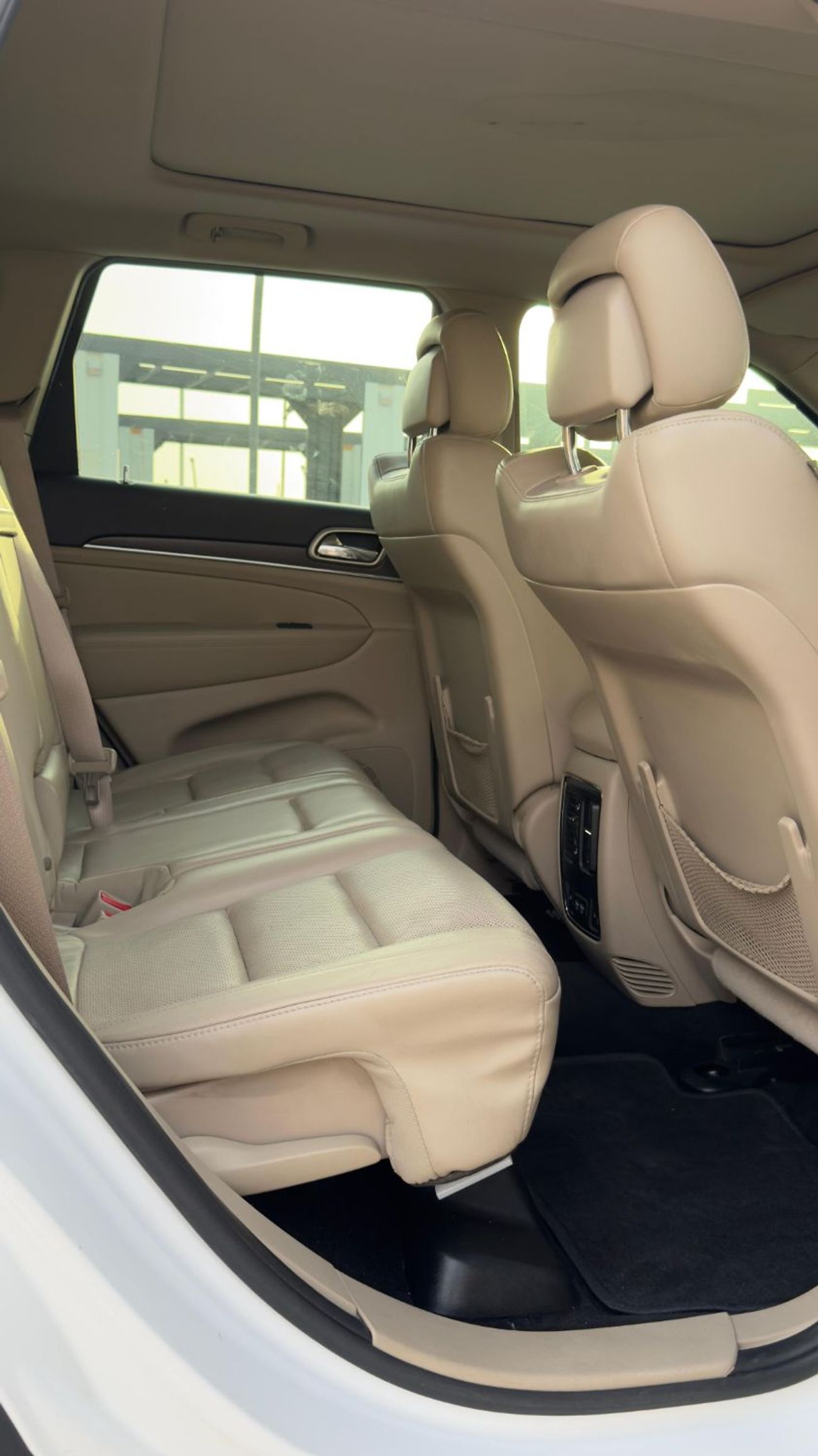 Jeep Grand Cherokee Limited 5.7L (360 HP)