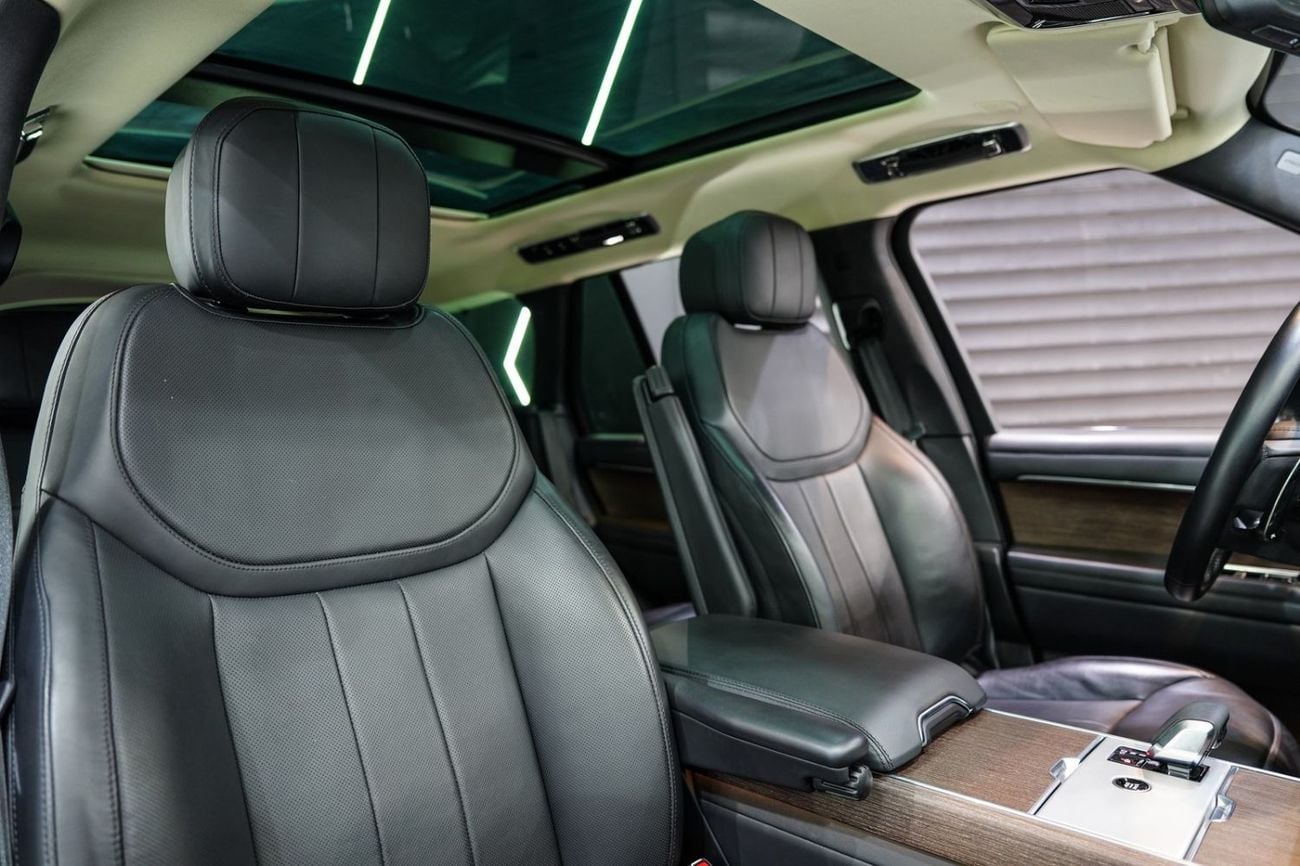 Land Rover Range Rover HSE P400 2024 Range Rover Vogue HSE P400, Panoramic Roof, Dealer Warranty!!