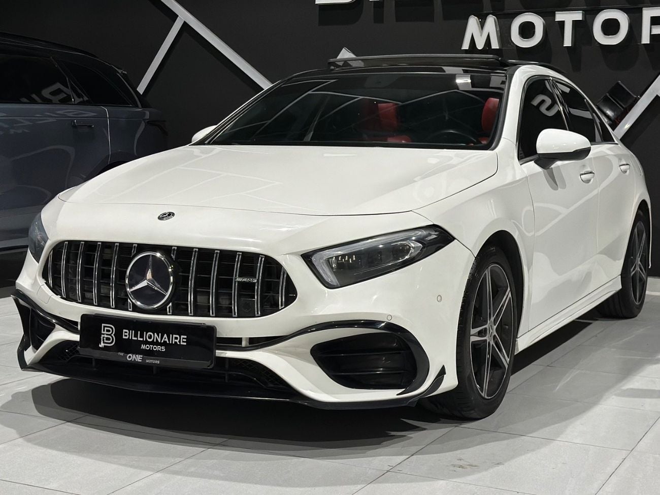 مرسيدس بنز A 220 MERCEDES-BENZ A220 | 2019 | FULL OPTIONS | Upgrade it to 45 AMG