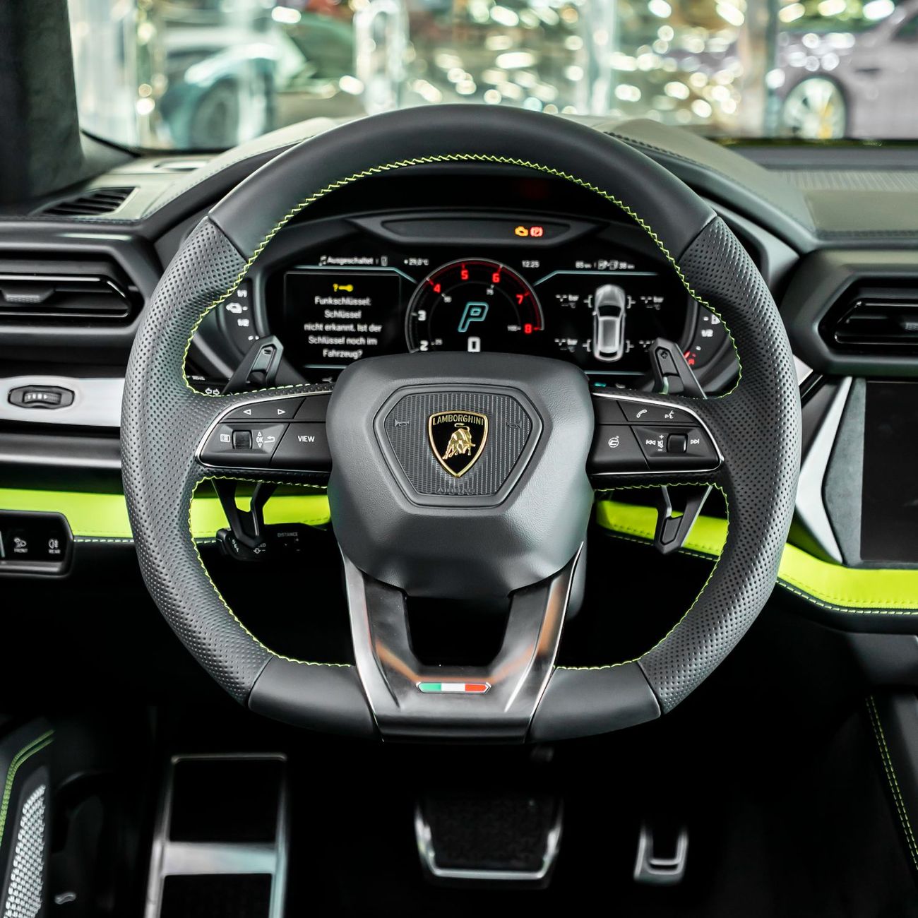 Lamborghini Urus 2025 LAMBORGHINI URUS SE ( BRAND NEW )