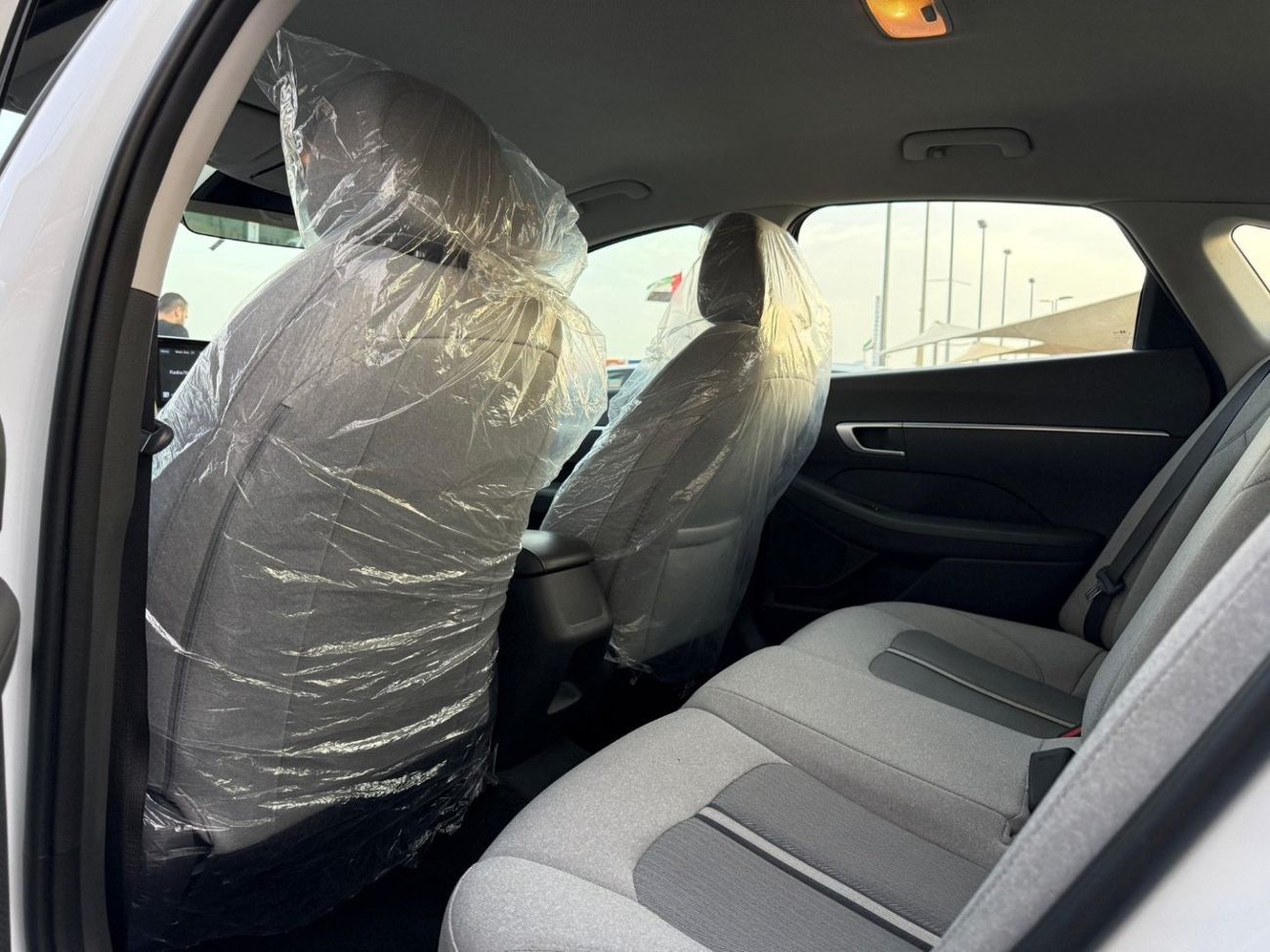 Hyundai Sonata Base 2.5L