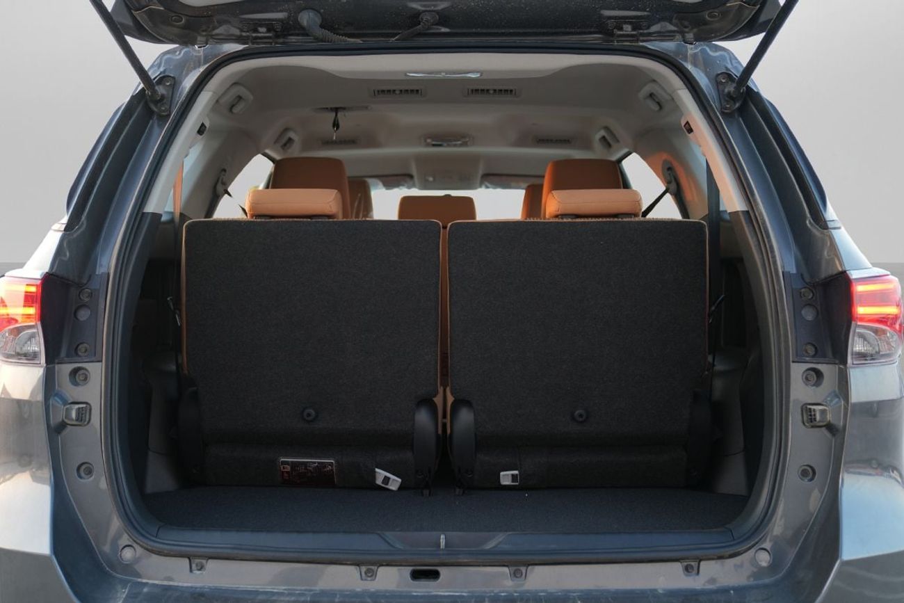 Toyota Fortuner GXR 4.0L (235 HP)