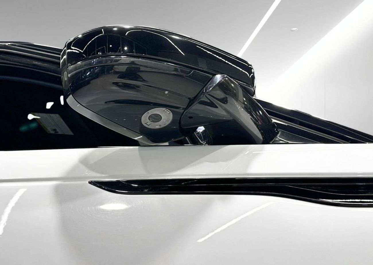 لاند روفر رينج روفر فيلار P250 R-Dynamic 2.0L