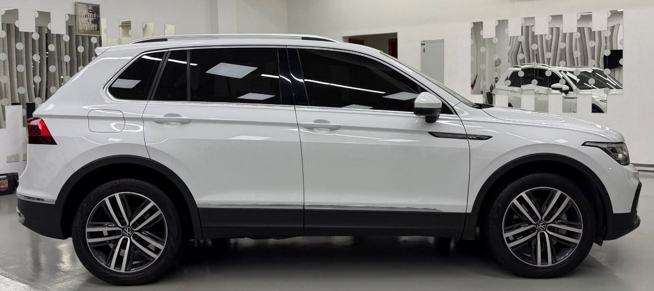 Volkswagen Tiguan 2.0 TSI Elegance