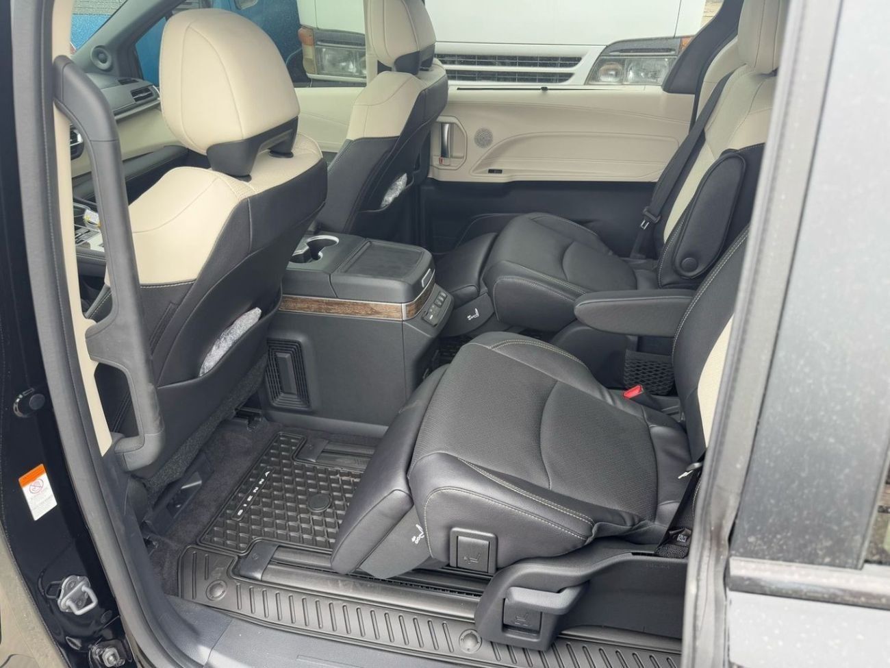 تويوتا سيينا 2025 Toyota Sienna Hybrid Limited Platinum Full Option Brand New