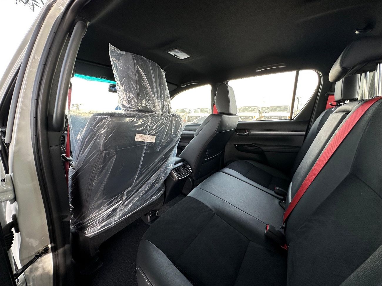 تويوتا هيلوكس GR Sport 4.0L