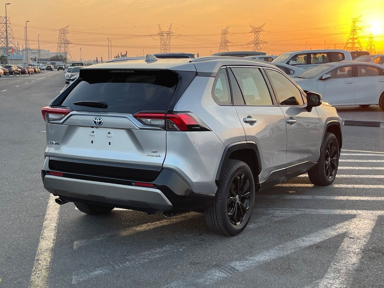 Toyota RAV4 2023 TOYOTA RAV4 SE HYBRID 4x4 IMPORTED FROM USA
