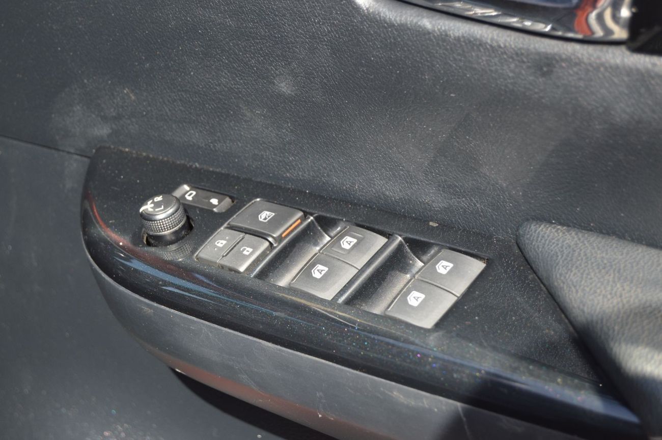 Toyota Hilux RUGGED X Full Option