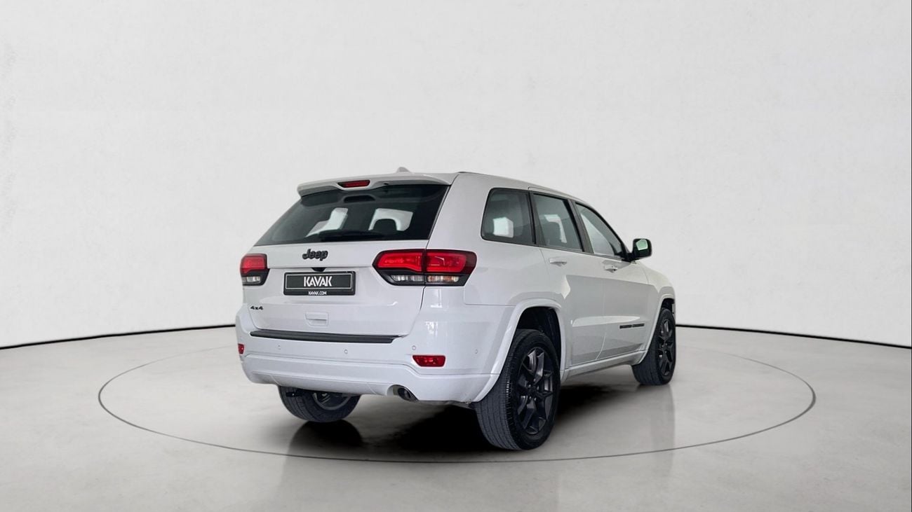 جيب جراند شيروكي 3.6 80TH ANNIVERSARY 4WD AUTO | شامل الضمان | 0 ﺪﻔﻋﺓ ﺃﻮﻟﻯ