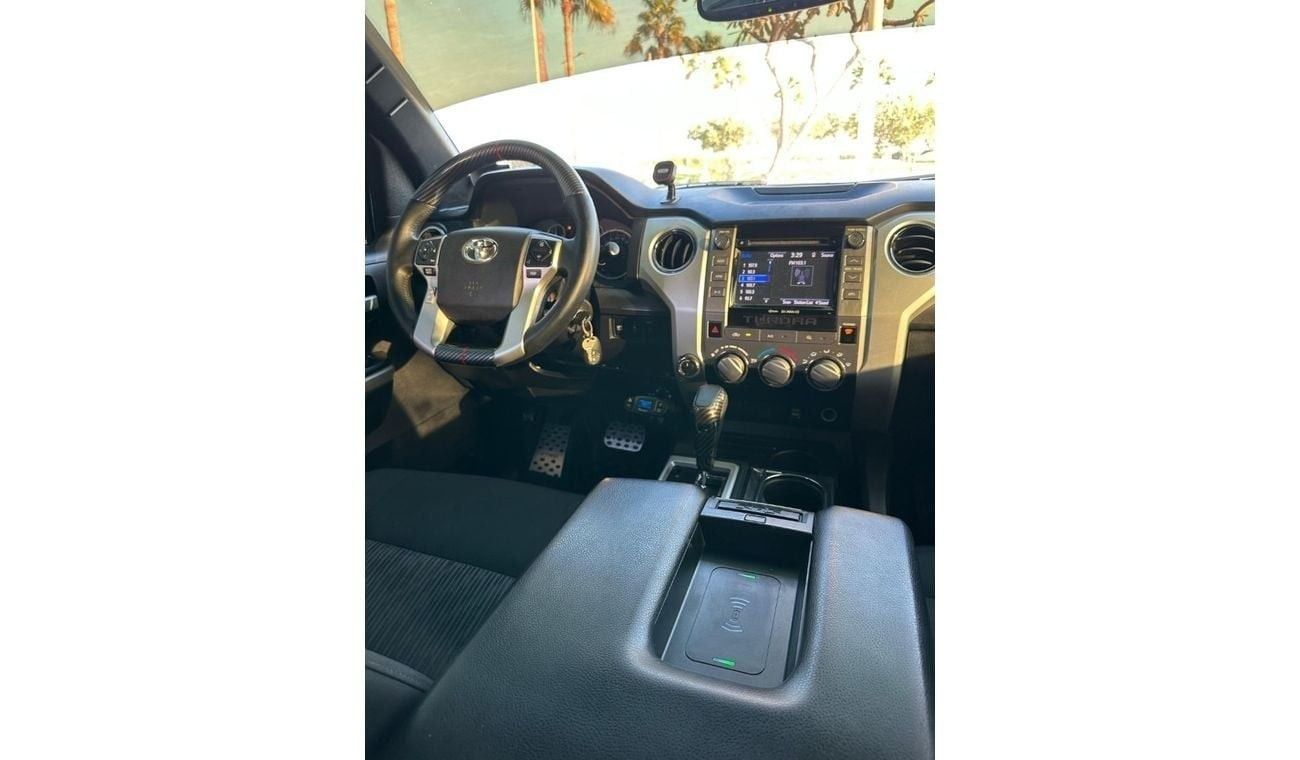 Toyota Tundra Crewmax SR5 5.7L