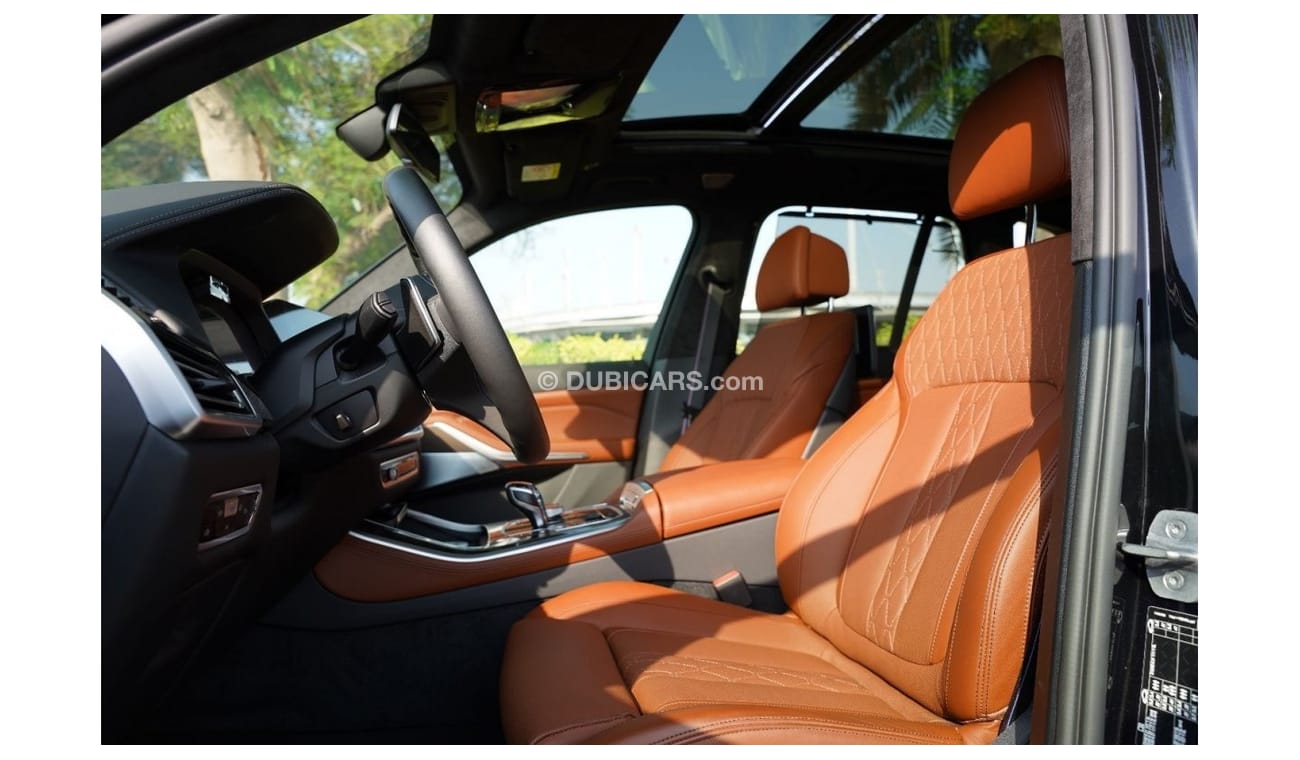 BMW X5M 2023 BMW X5 X-Drive 50i 4.4L V8 AWD SUV Black 0Km